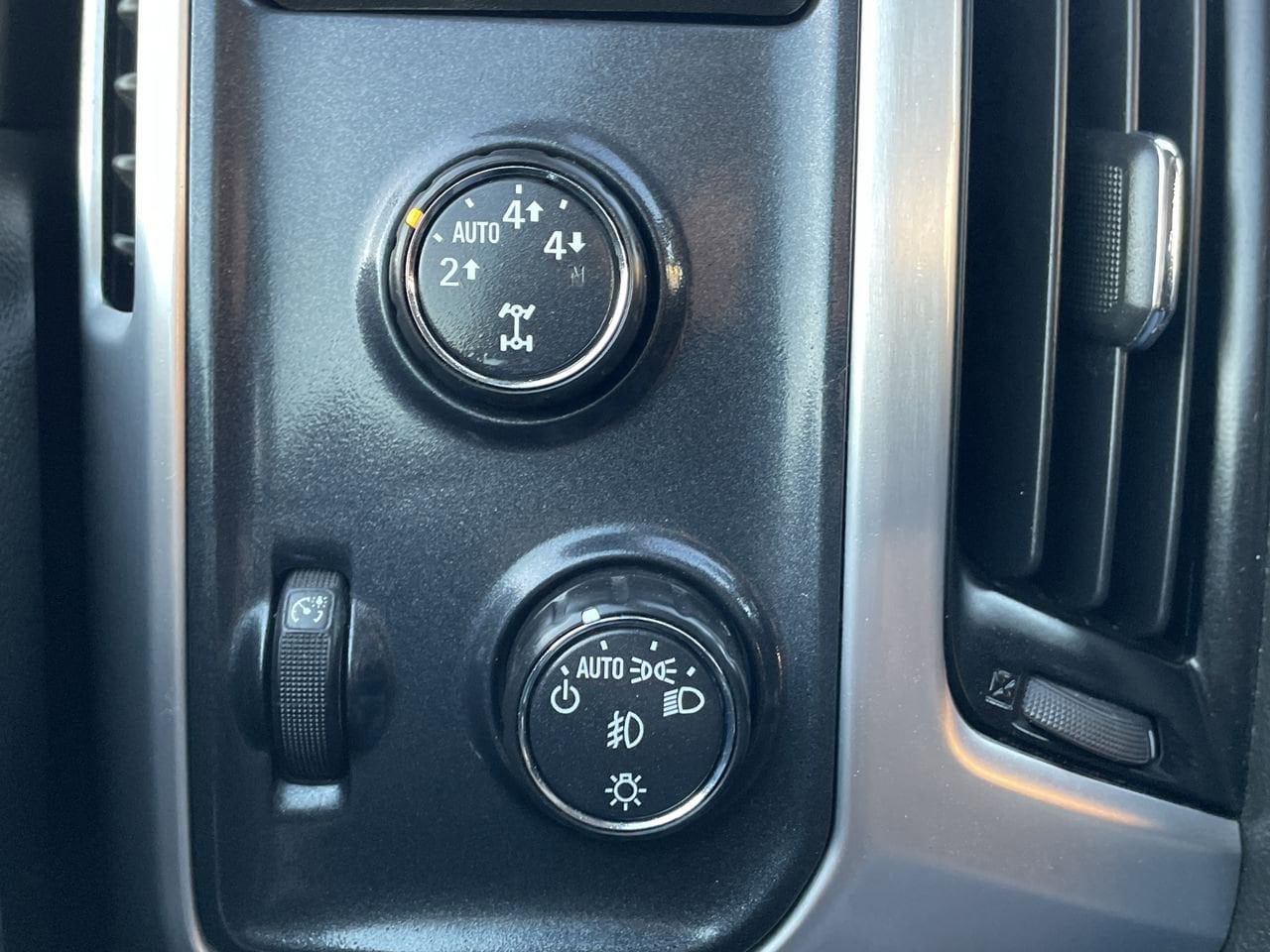 Thumbnail: 2016 GMC Sierra 1500 - 28