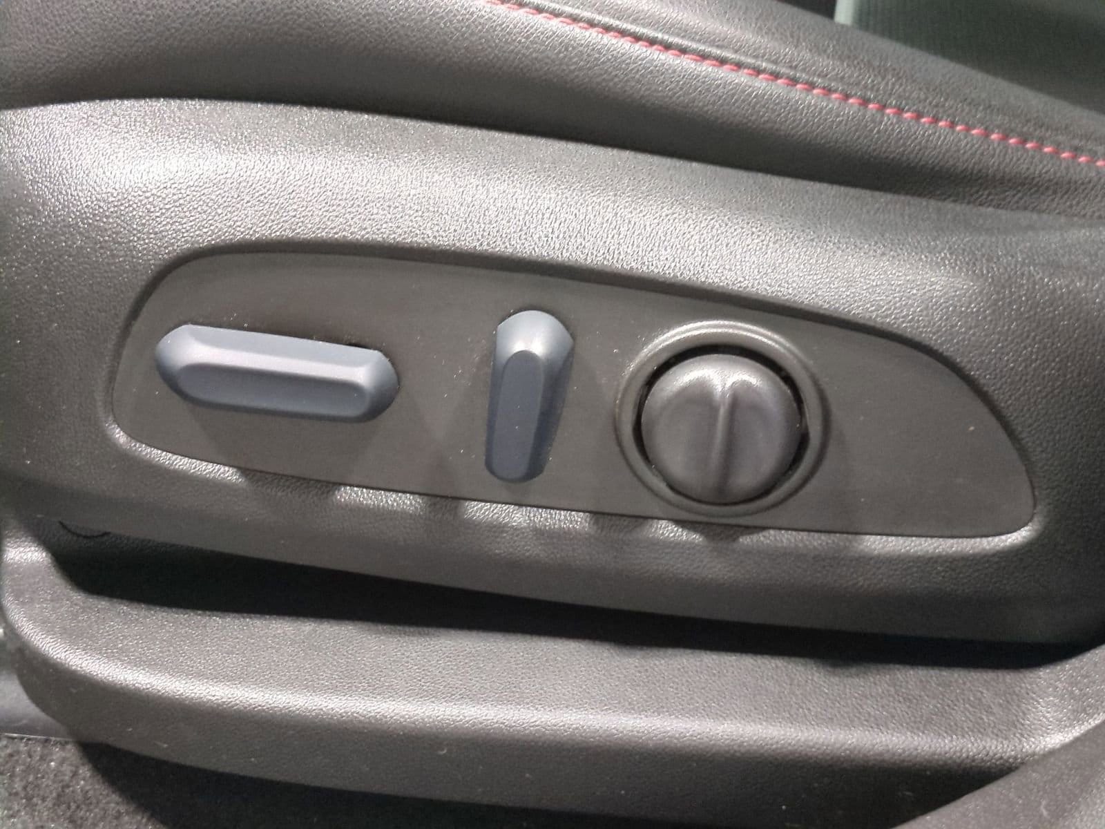 Thumbnail: 2023 Chevrolet Blazer - 17