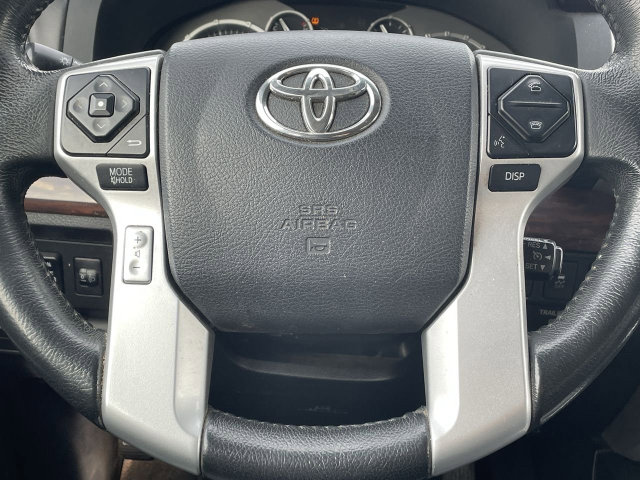 Thumbnail: 2017 Toyota Tundra - 10