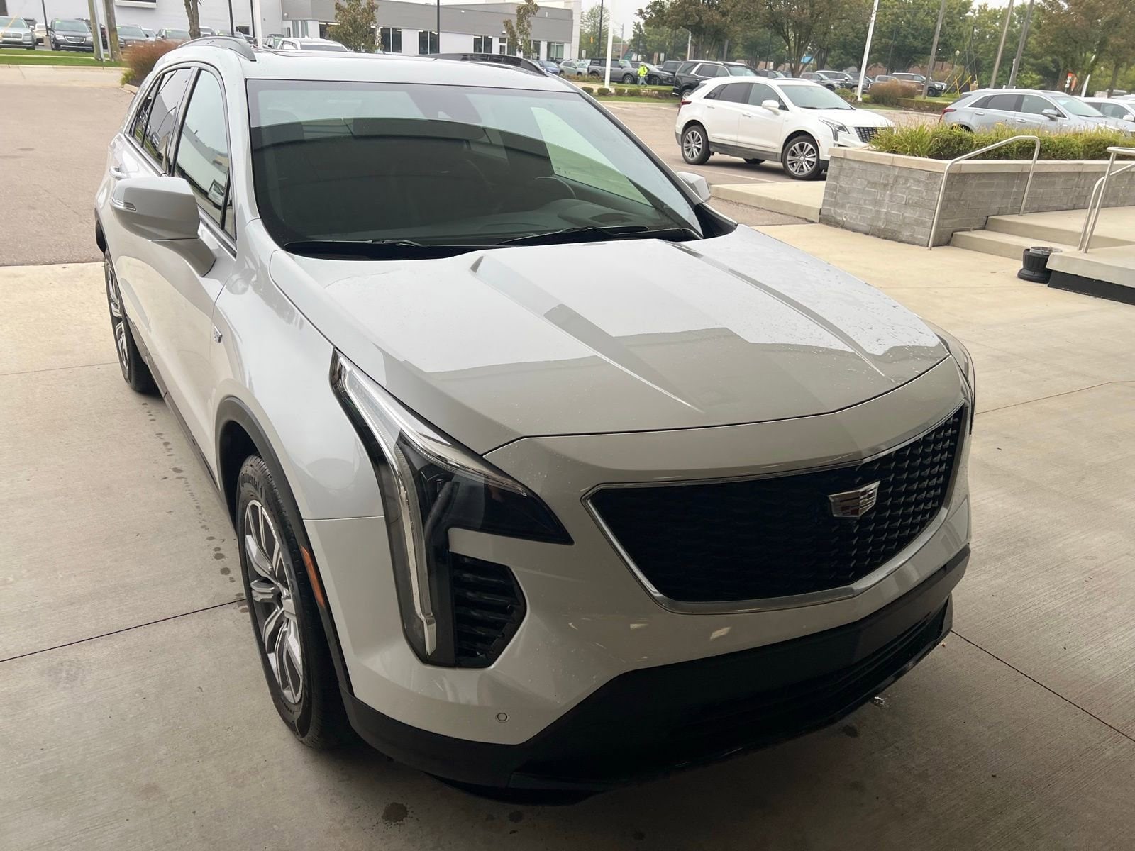 Thumbnail: 2022 Cadillac XT4 - 4