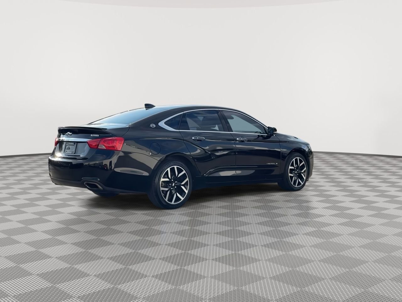 Thumbnail: 2017 Chevrolet Impala - 8