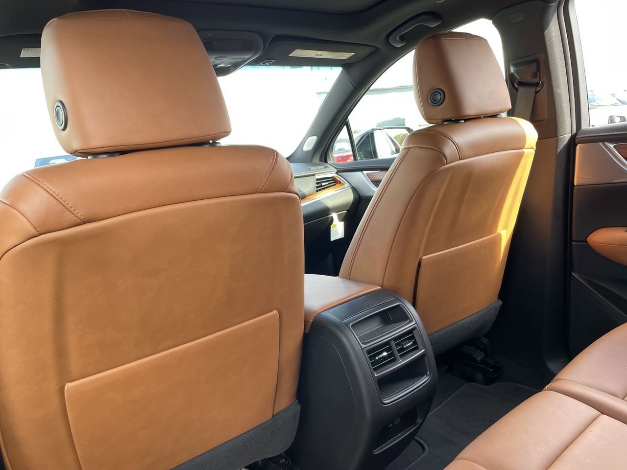 Thumbnail: 2023 Cadillac XT5 - 20