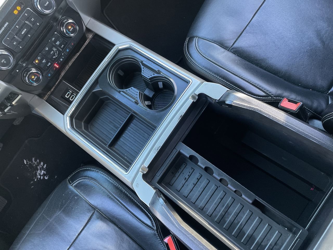 Thumbnail: 2018 Ford Econoline - 26