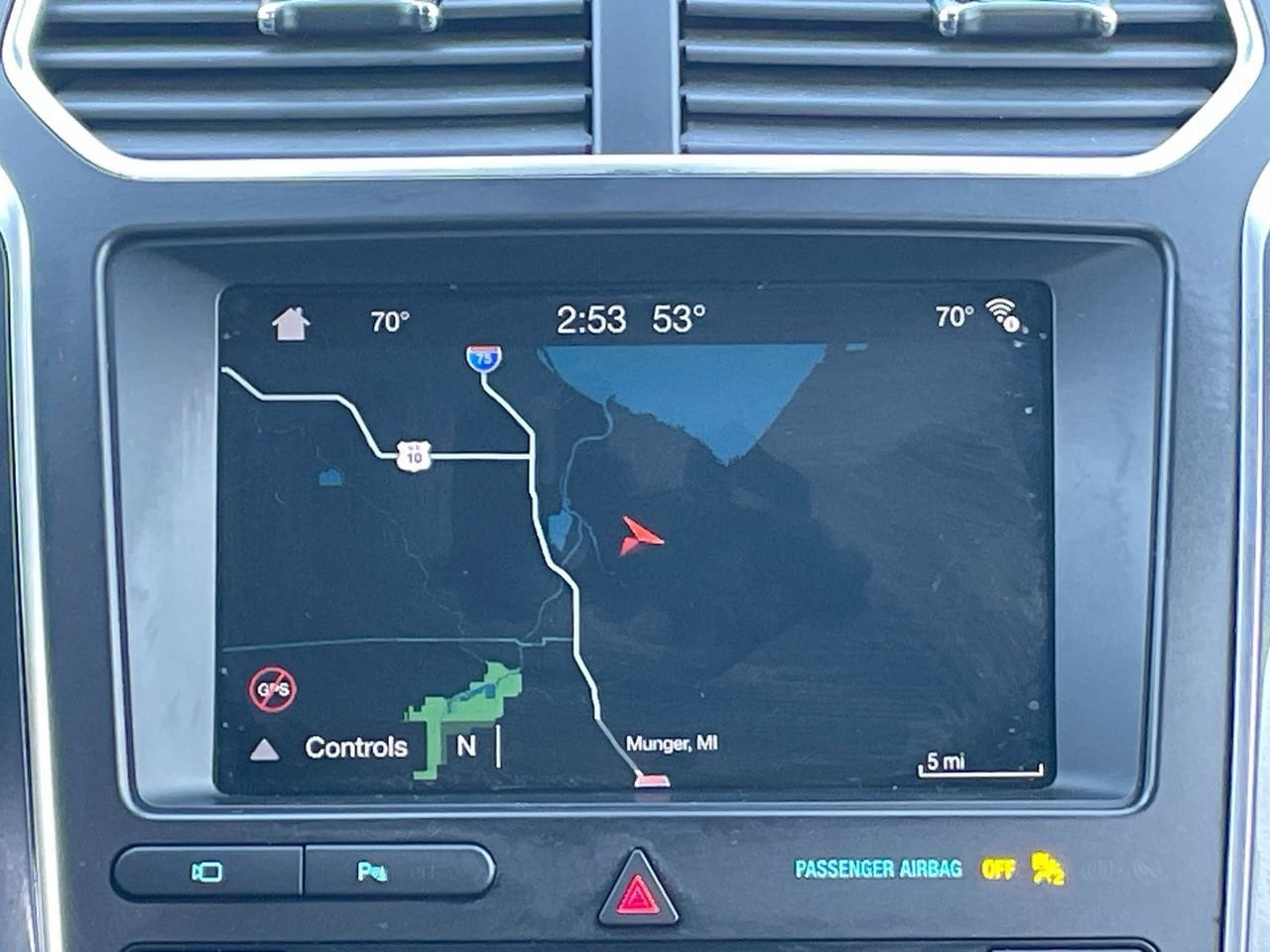 Thumbnail: 2019 Ford Explorer - 23