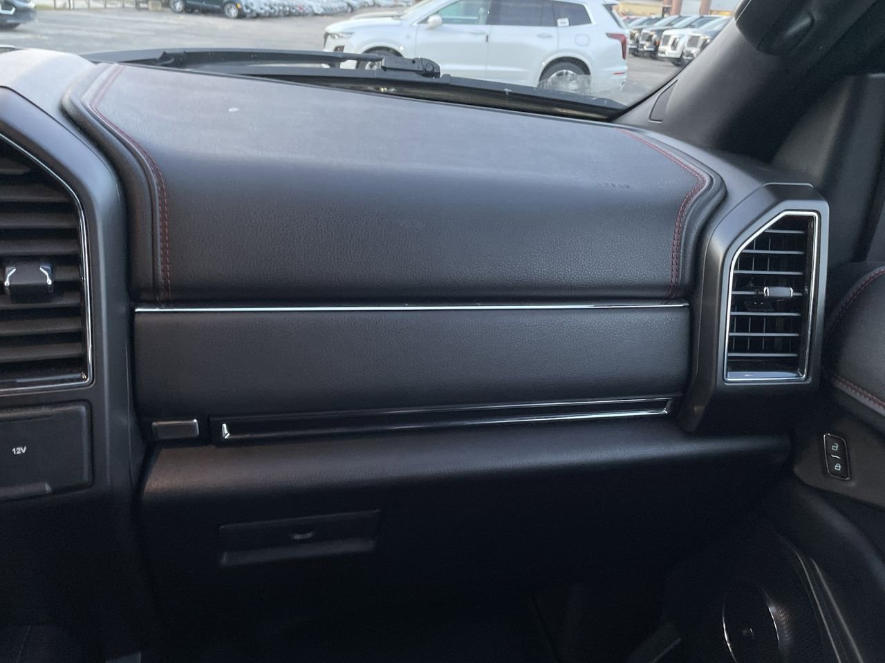 Thumbnail: 2019 Ford Expedition - 16