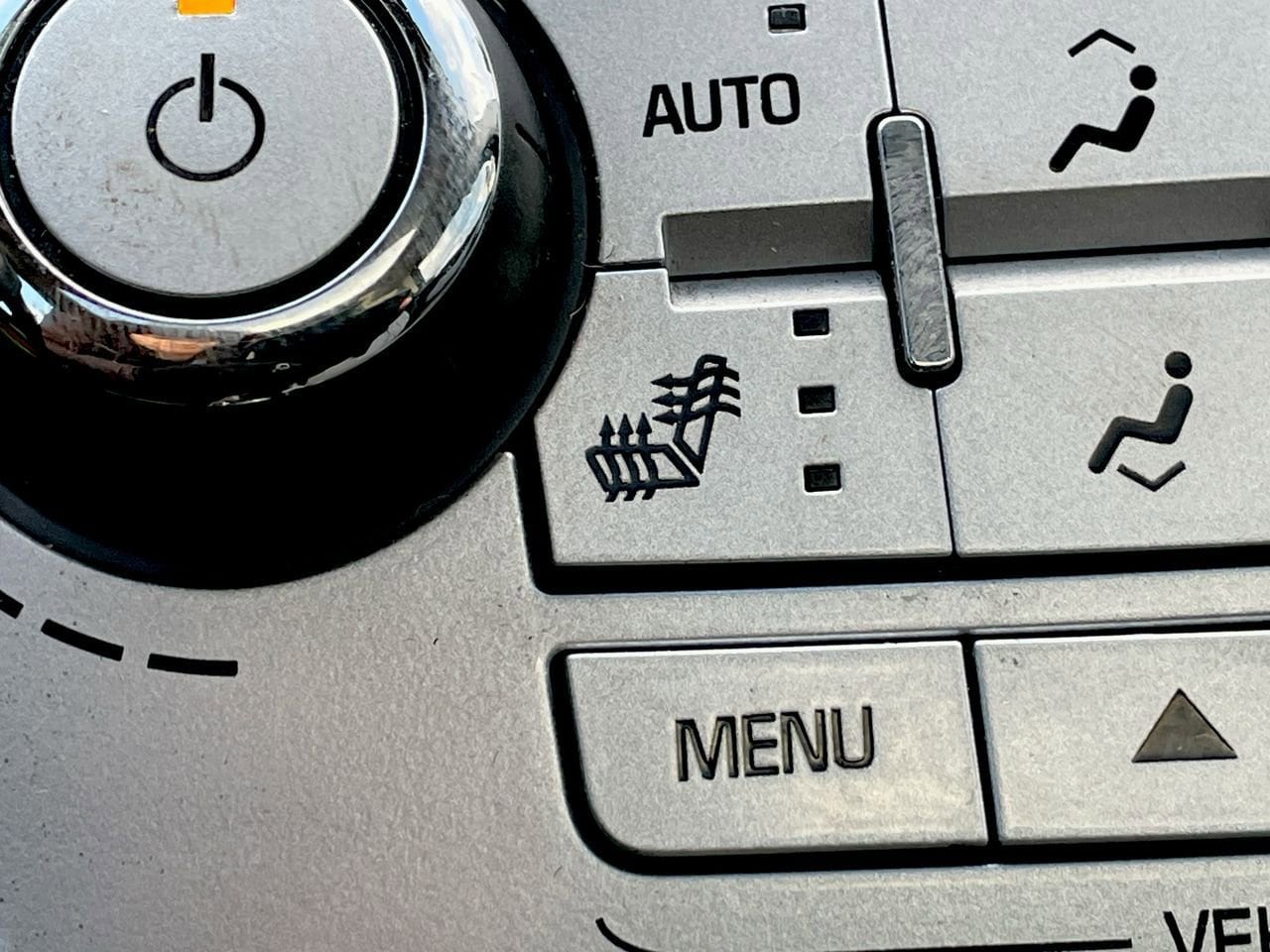 Thumbnail: 2010 GMC Terrain - 21