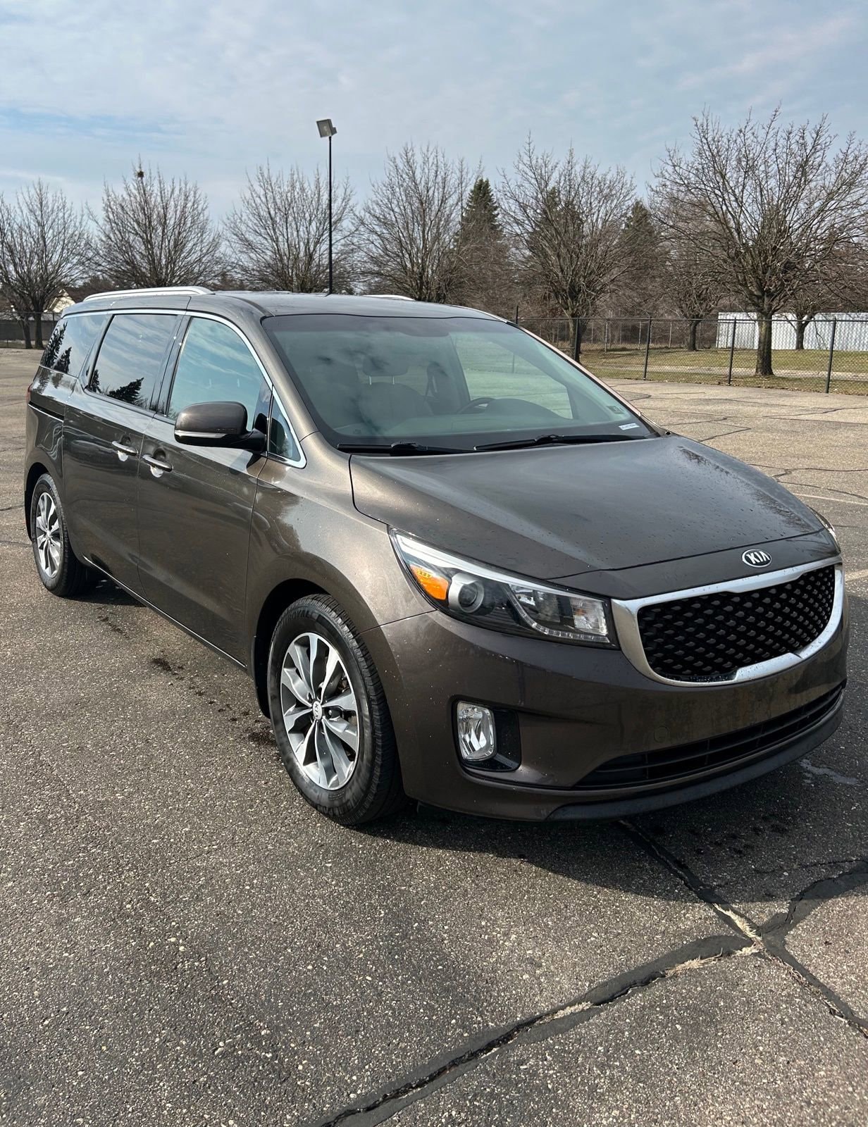 Thumbnail: 2016 Kia Sedona - 4