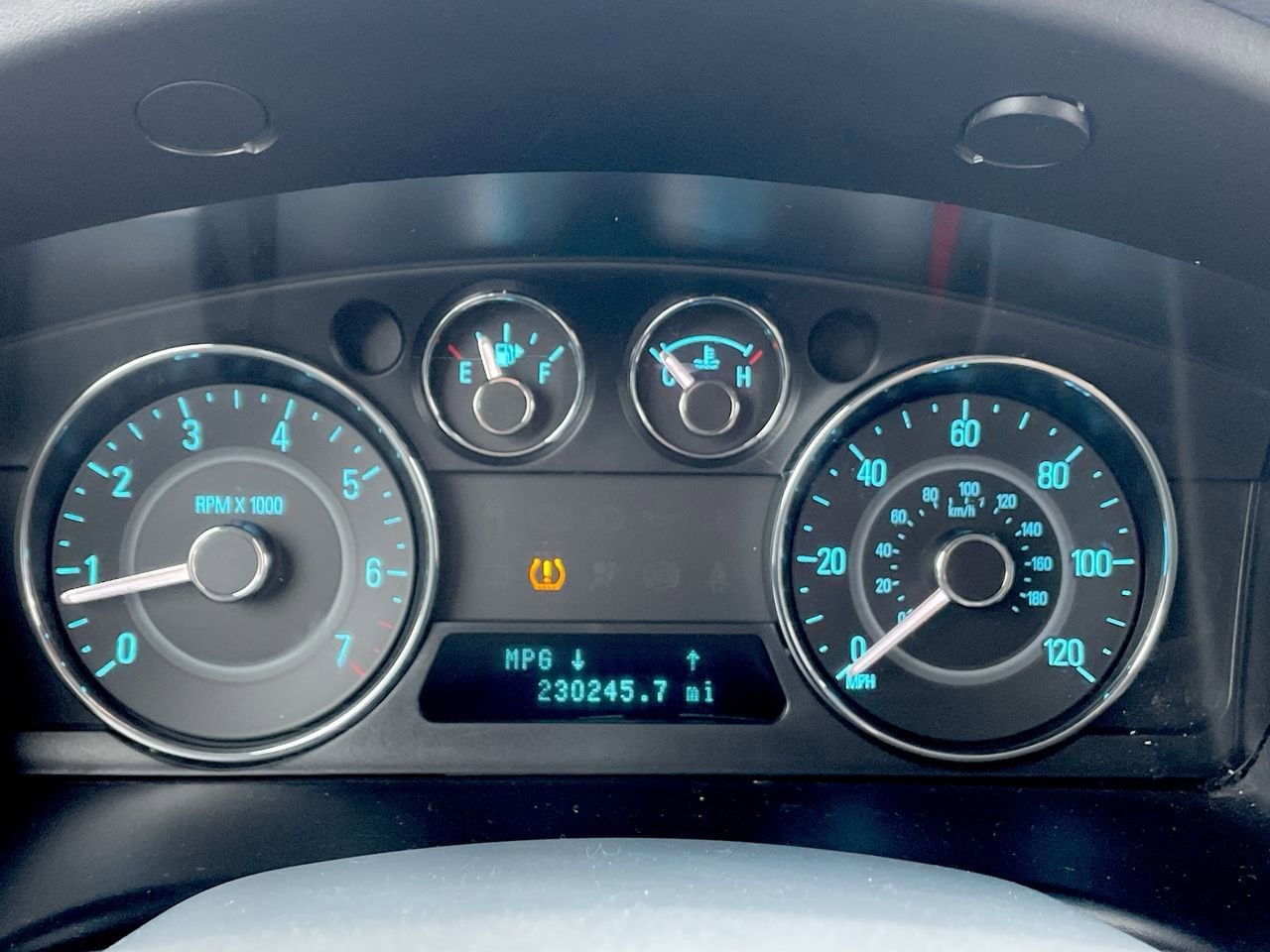 Thumbnail: 2009 Ford Flex - 25