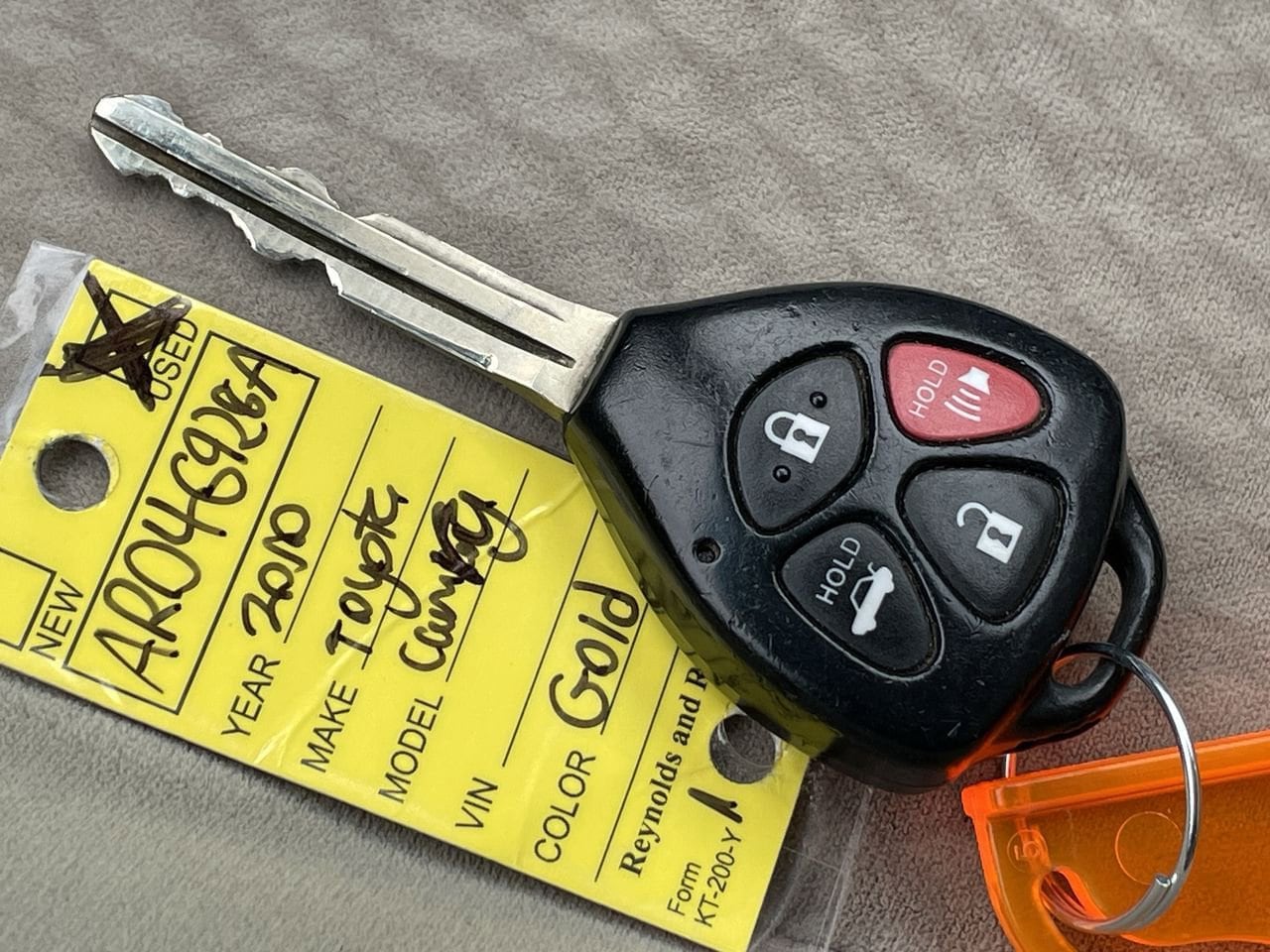 2010 Toyota Camry  25