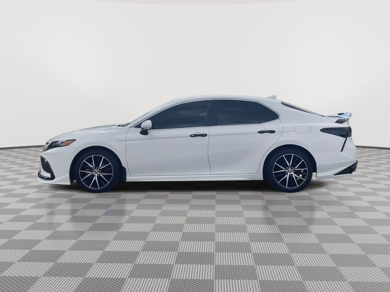 Thumbnail: 2023 Toyota Camry - 5