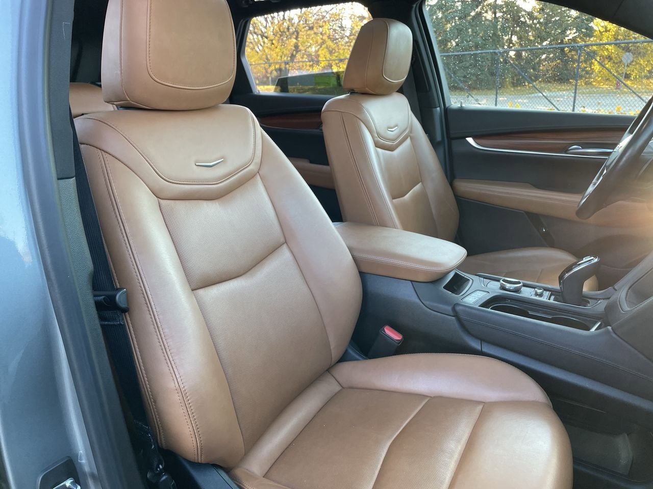 Thumbnail: 2023 Cadillac XT5 - 14