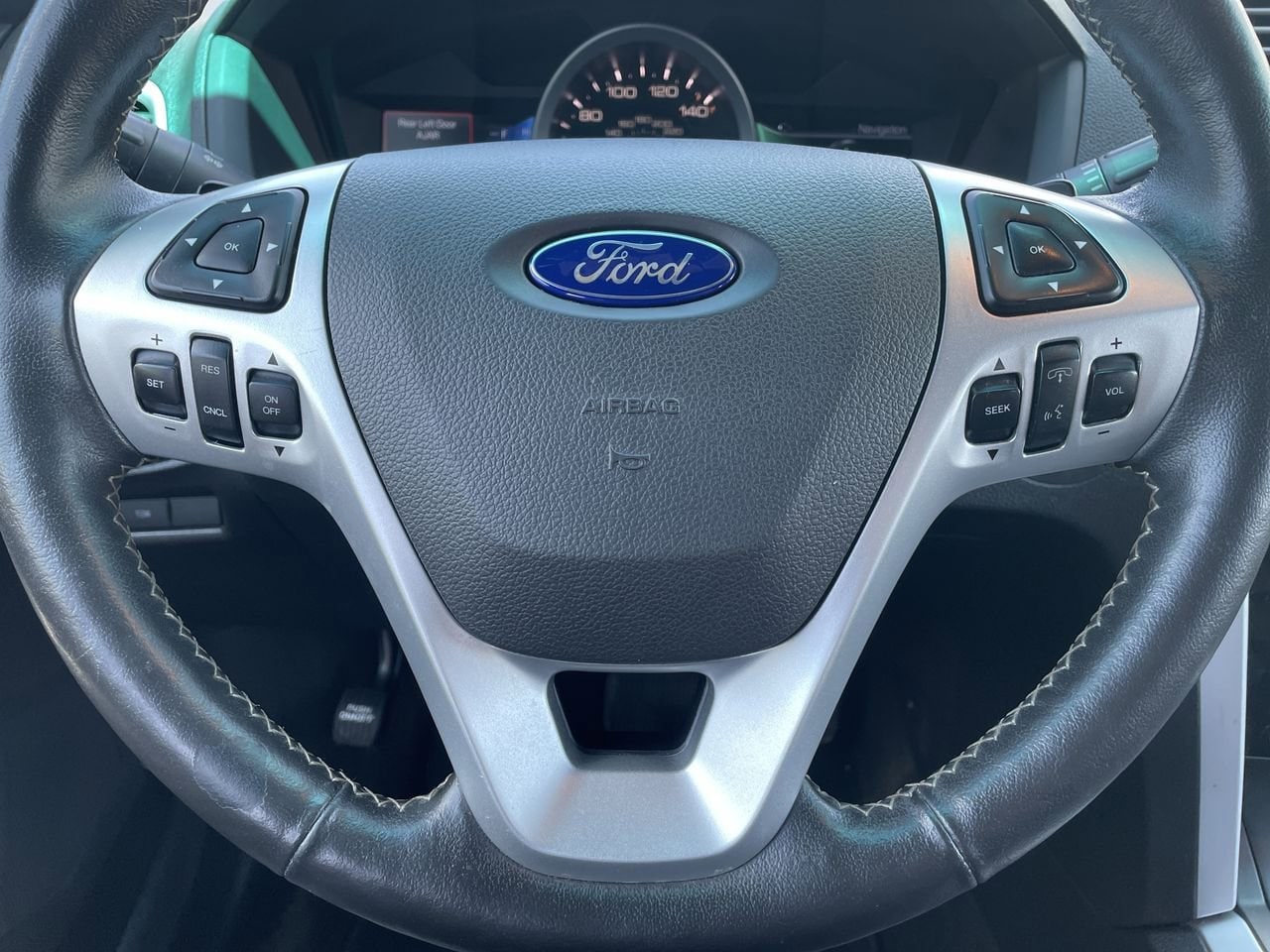 Thumbnail: 2015 Ford Explorer - 10