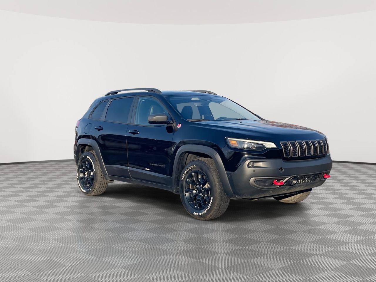 2020 Jeep Cherokee Trailhawk photo 2