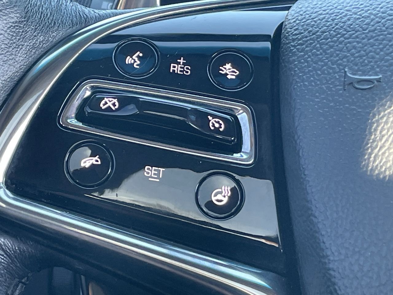 Thumbnail: 2014 Cadillac CTS - 22