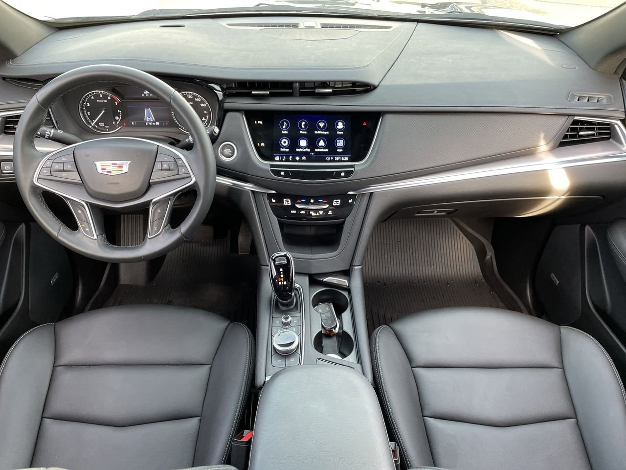 Thumbnail: 2024 Cadillac XT5 - 22