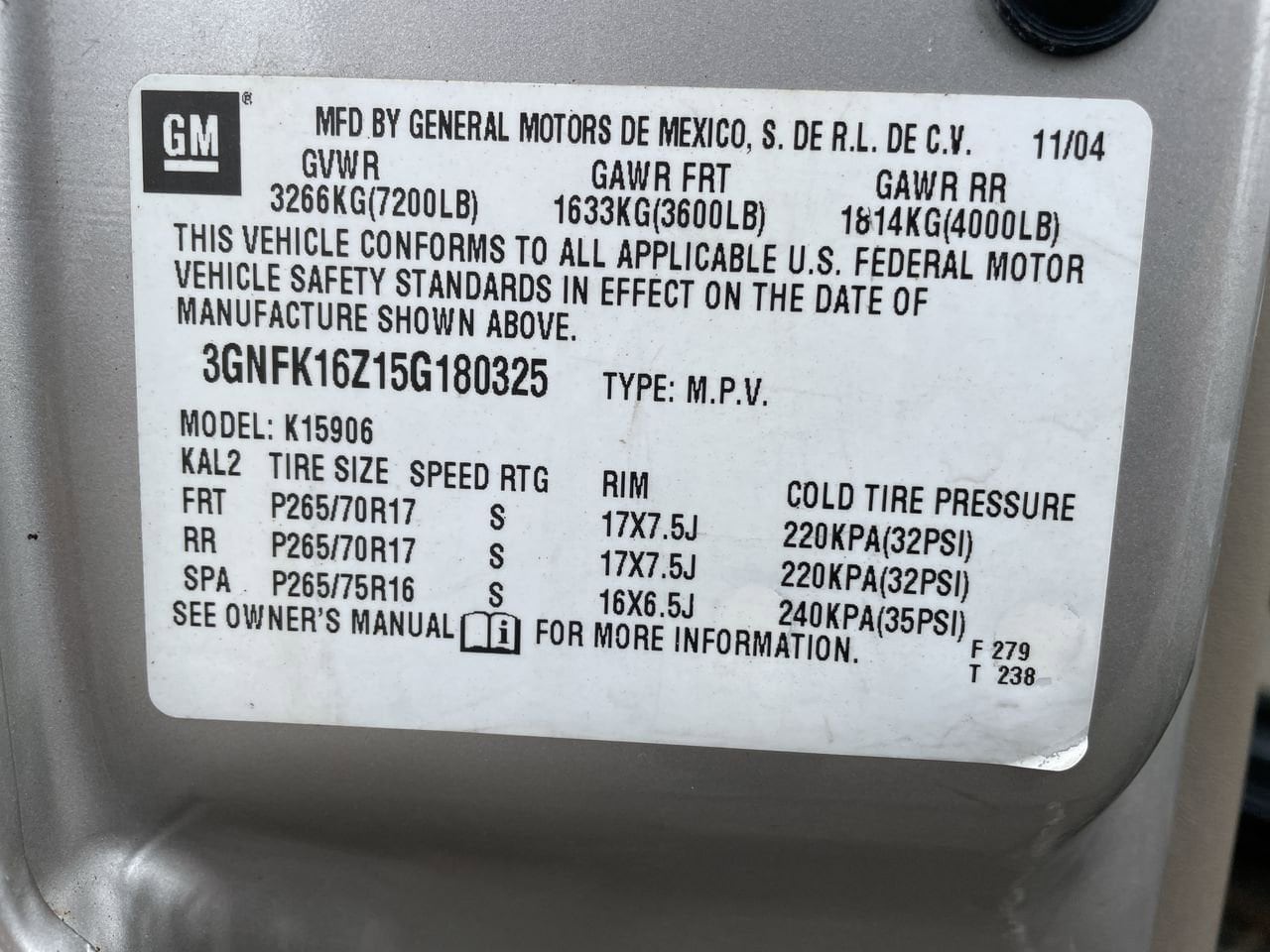 Thumbnail: 2005 Chevrolet Suburban - 33