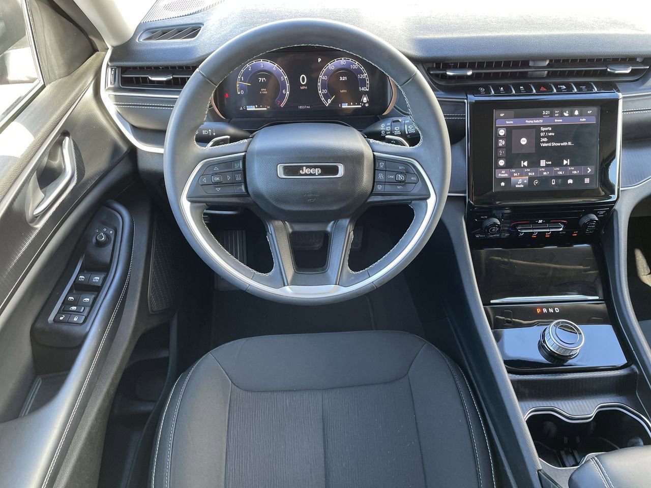 Thumbnail: 2024 Jeep Grand Cherokee - 11