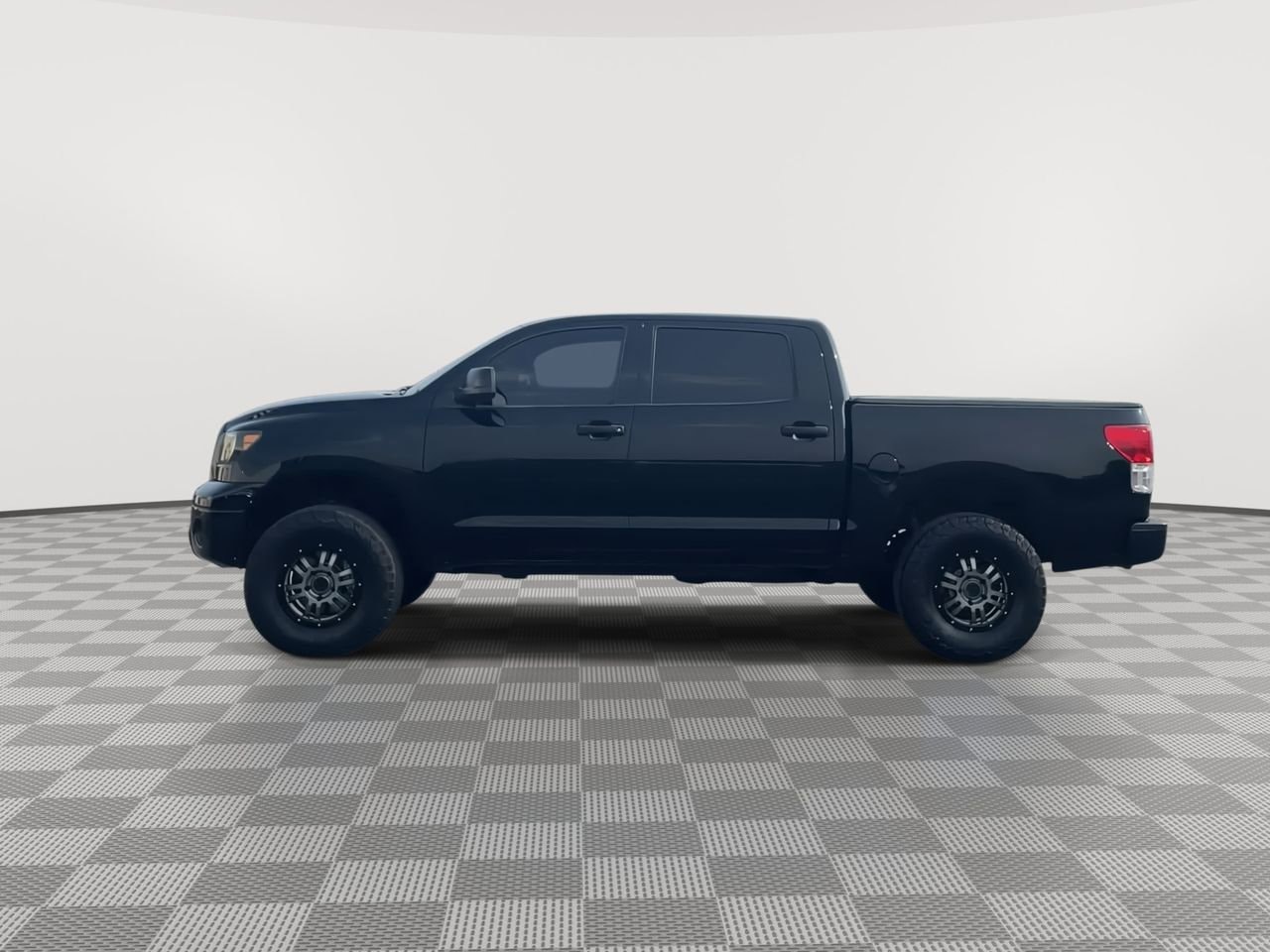 Thumbnail: 2011 Toyota Tundra - 5
