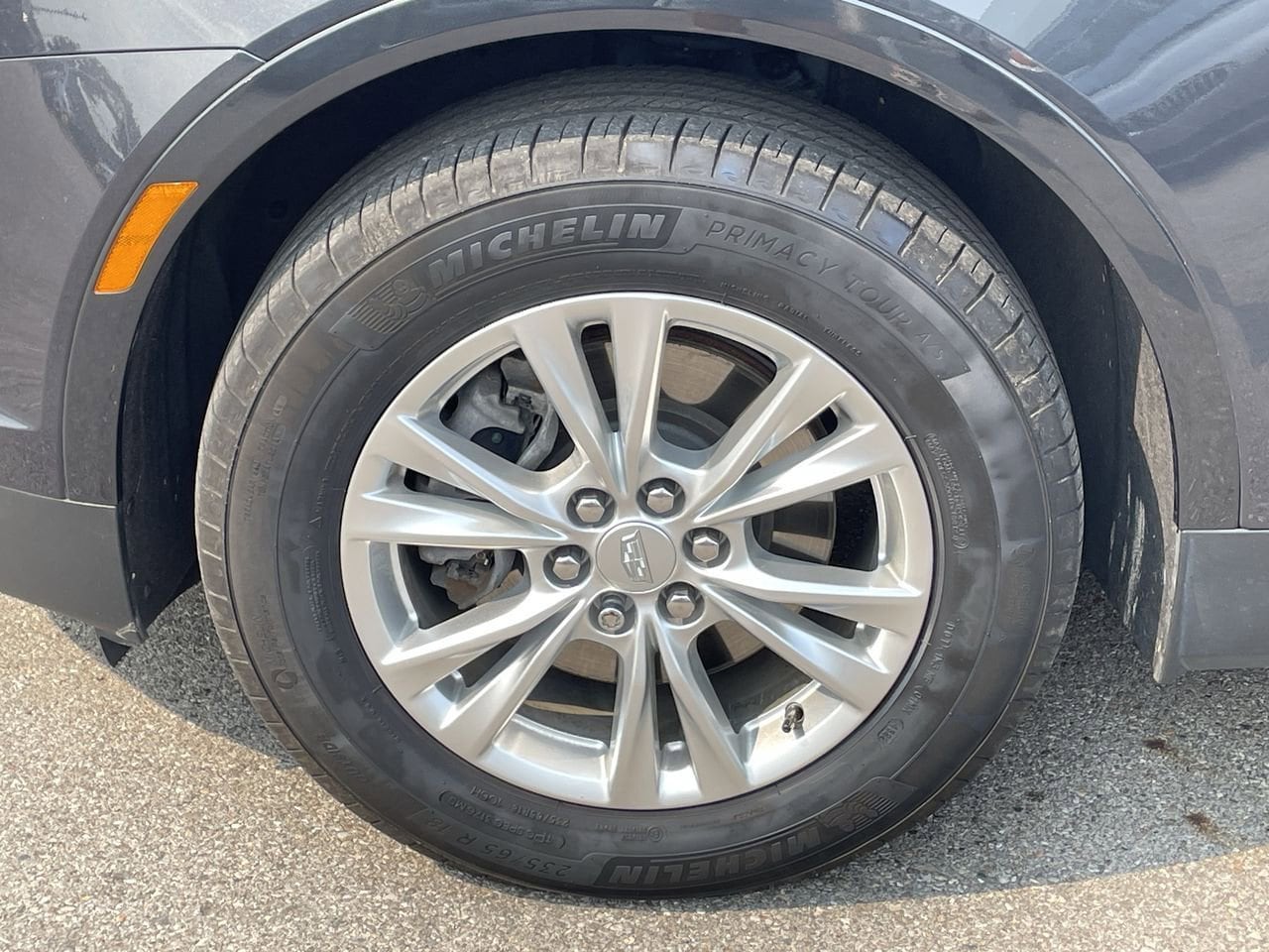 Thumbnail: 2023 Cadillac XT5 - 36
