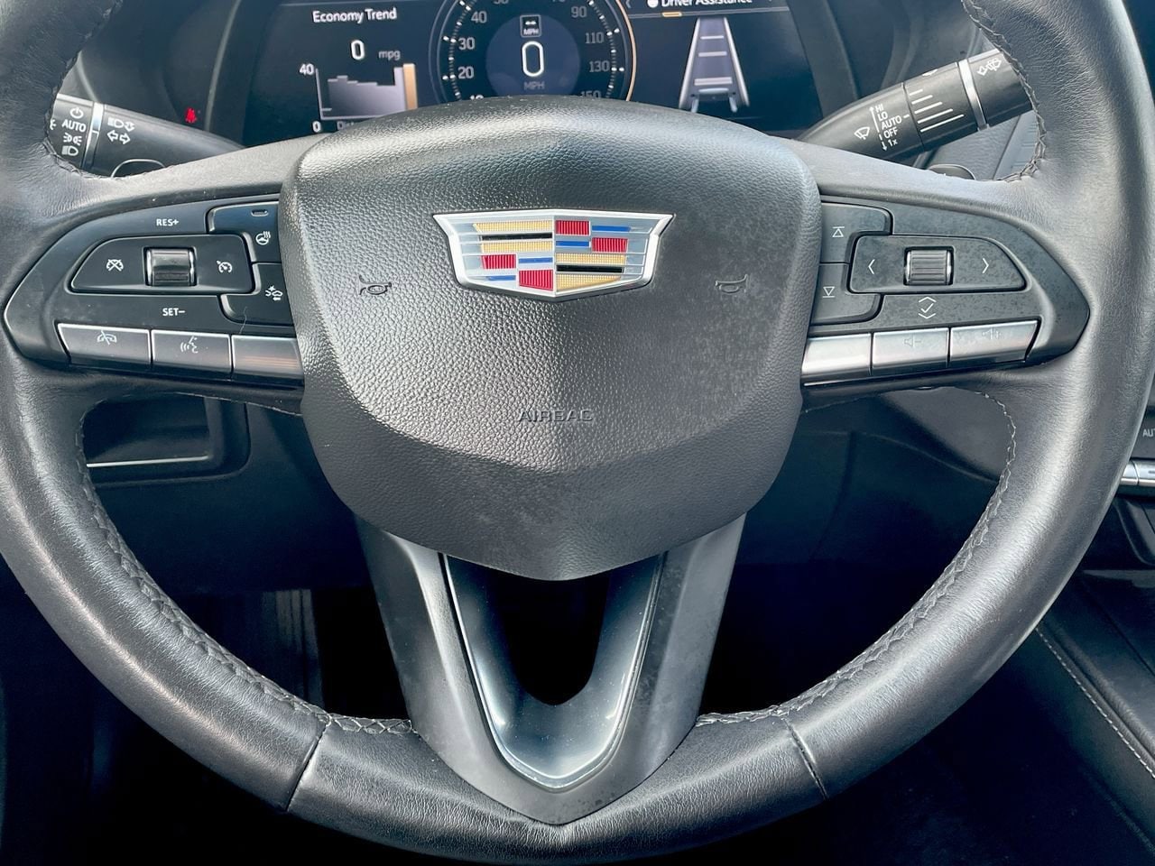 Thumbnail: 2023 Cadillac CT4 - 10