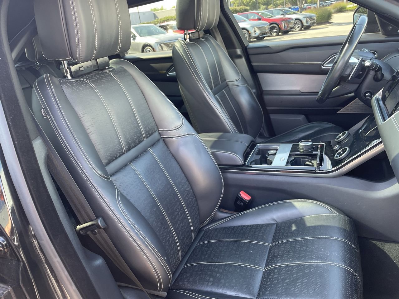 Thumbnail: 2018 Land Rover Range Rover Velar - 14