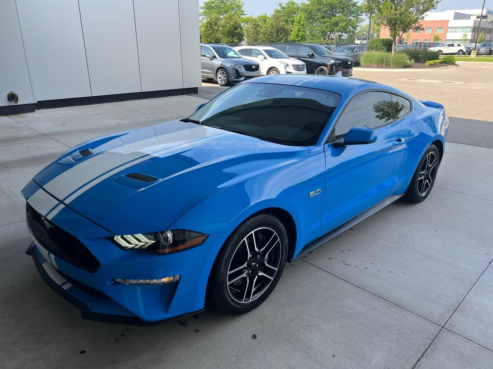 Thumbnail: 2022 Ford Mustang - 1