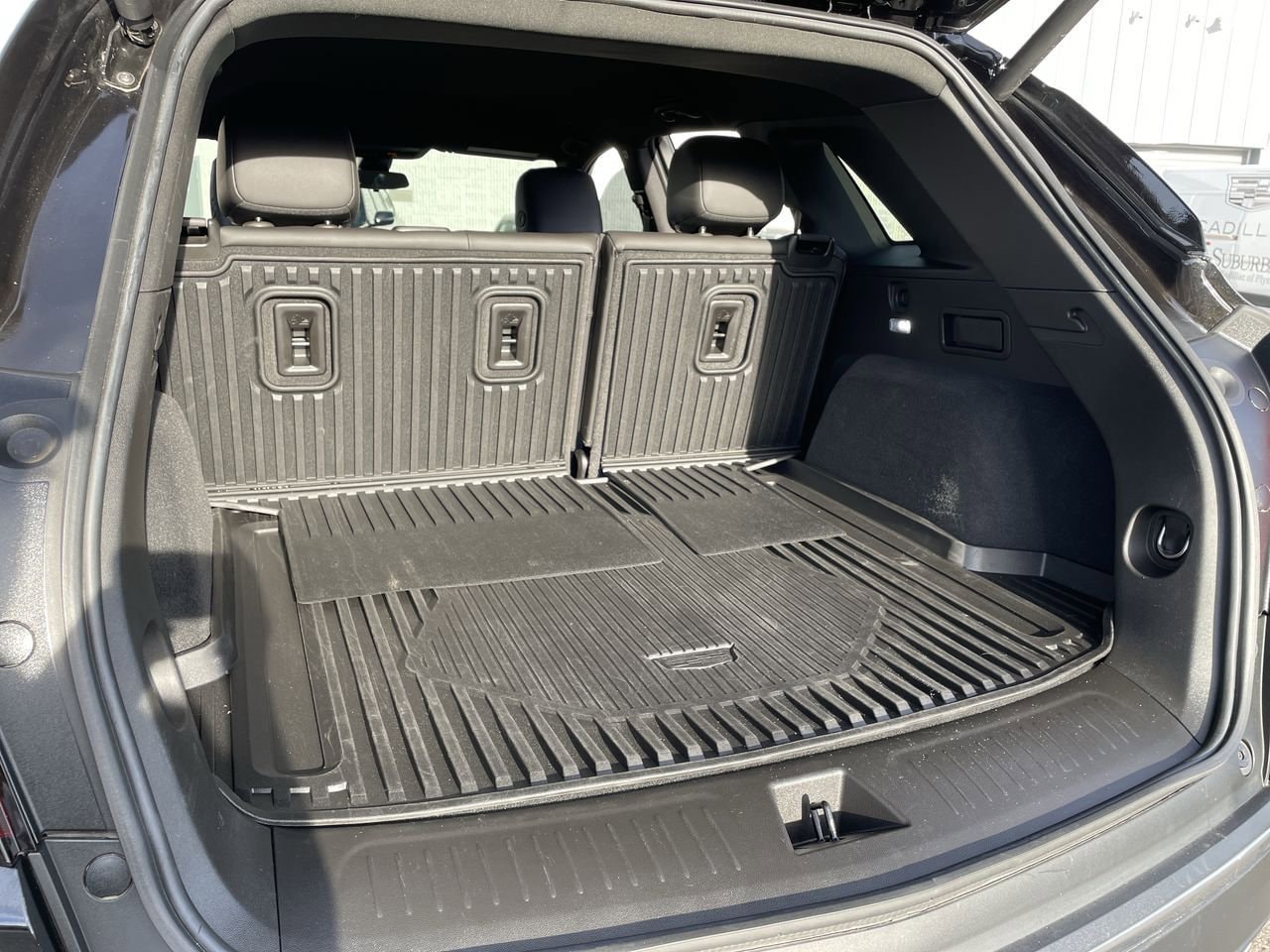 Thumbnail: 2024 Cadillac XT5 - 17