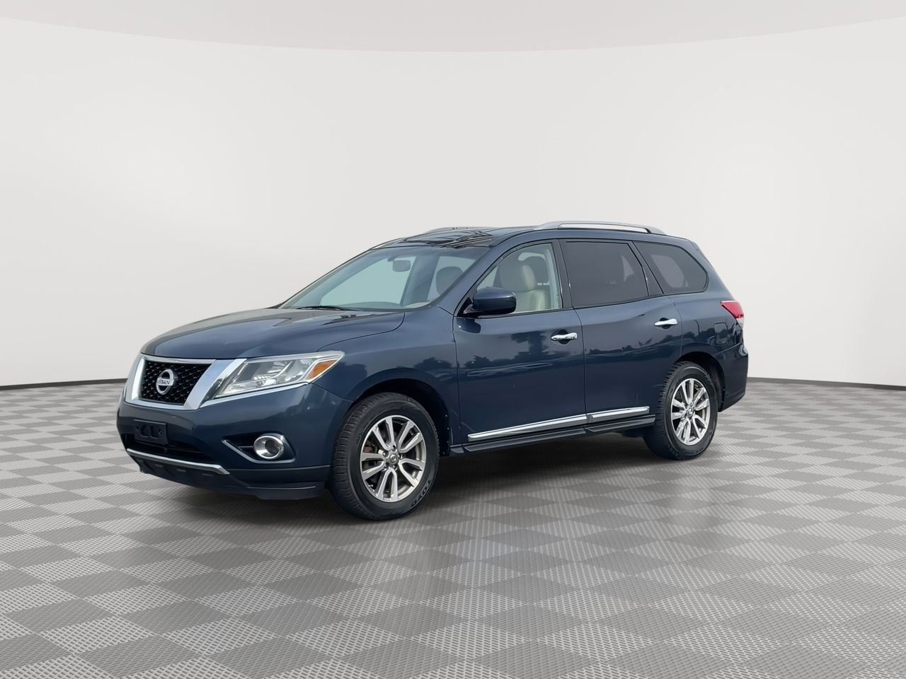 Thumbnail: 2014 Nissan Pathfinder - 4