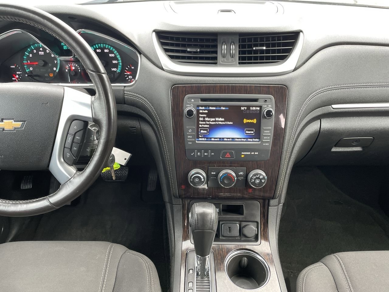 Thumbnail: 2015 Chevrolet Traverse - 12