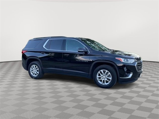 Used 2021 Chevrolet Traverse 1LT with VIN 1GNERGKW6MJ176158 for sale in Plymouth, MI