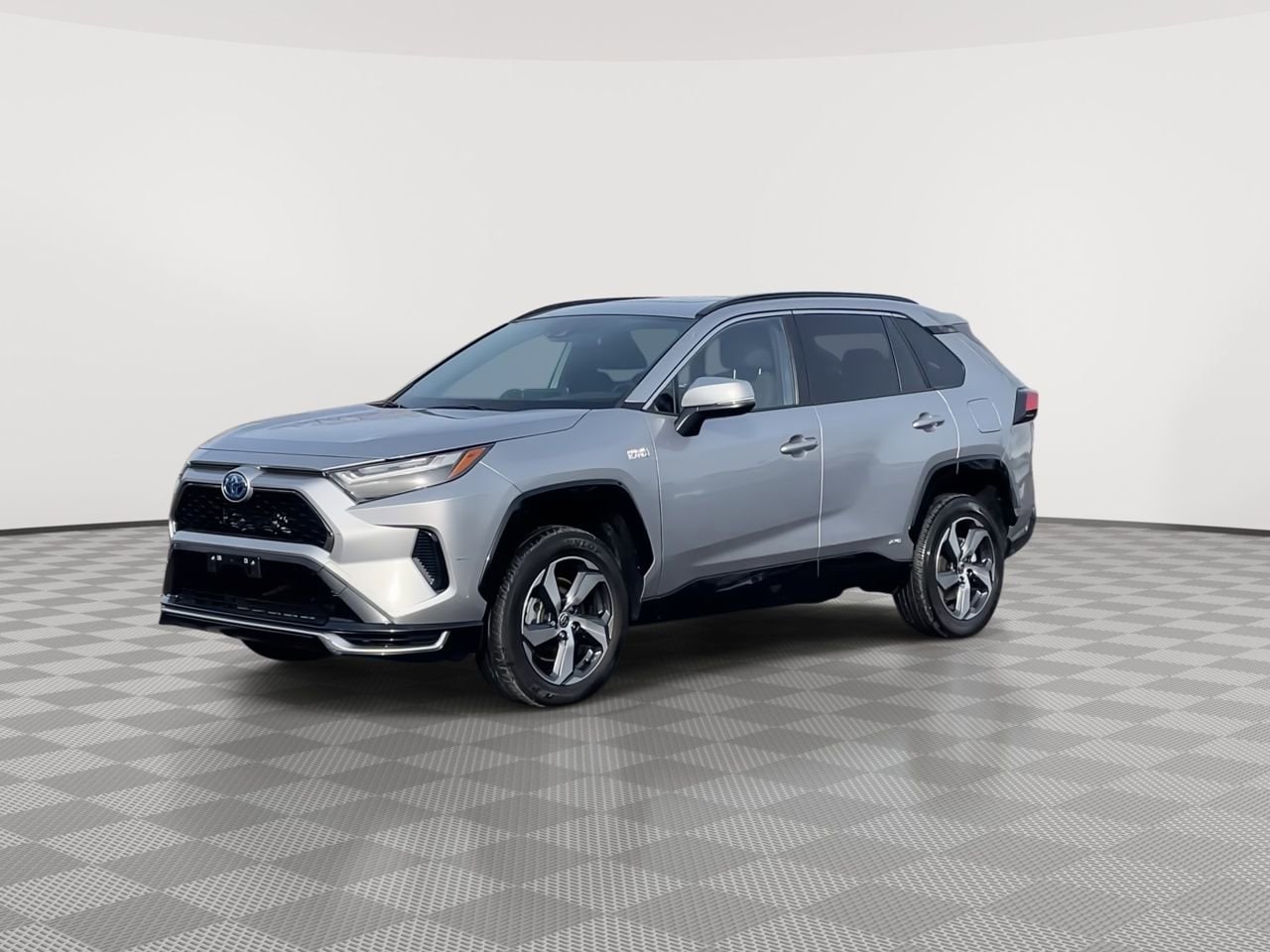 Thumbnail: 2023 Toyota RAV4 - 4