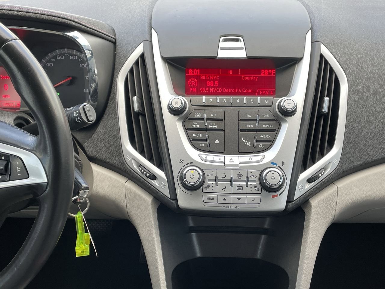 Thumbnail: 2010 GMC Terrain - 13