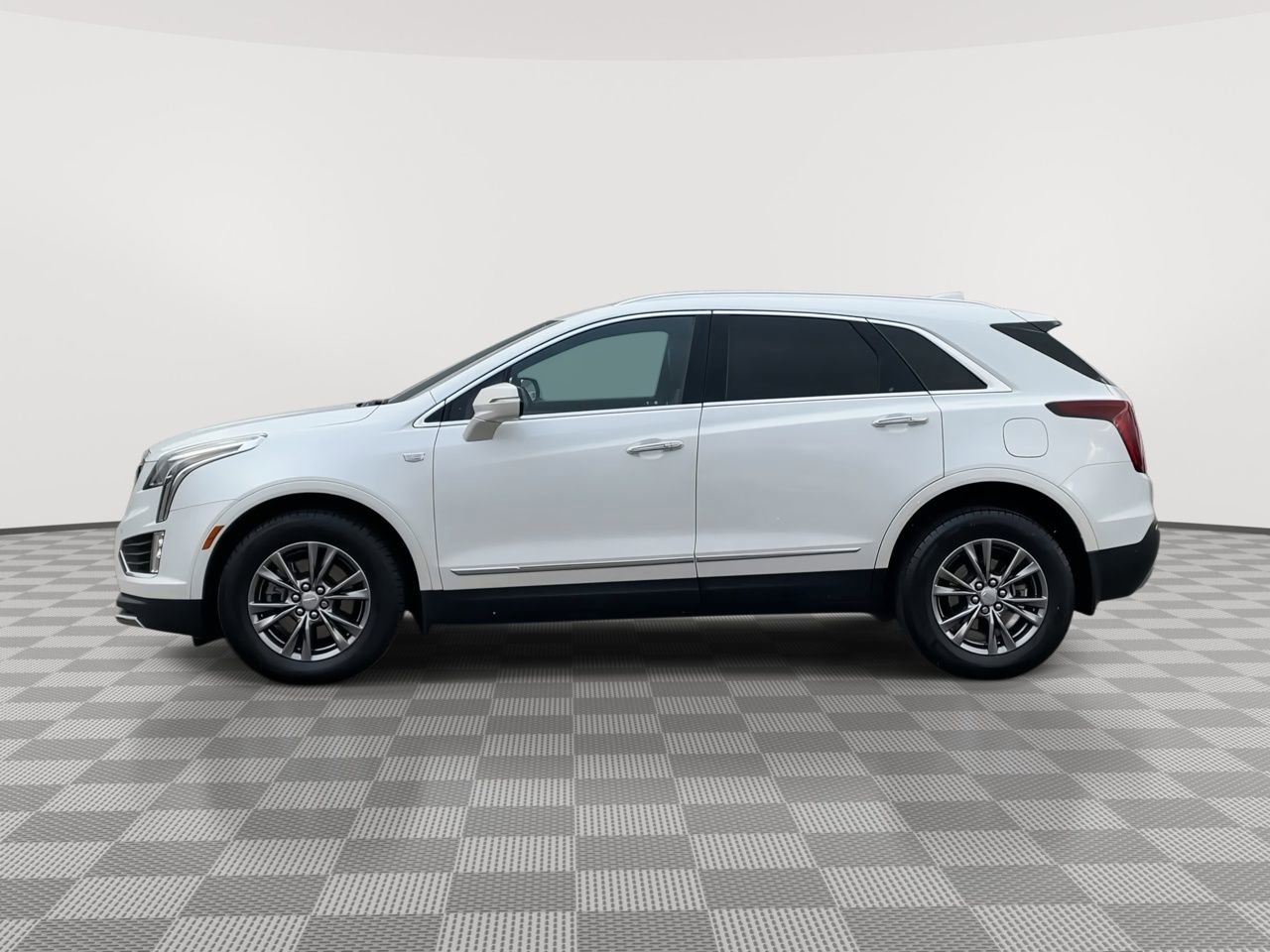 Thumbnail: 2023 Cadillac XT5 - 5
