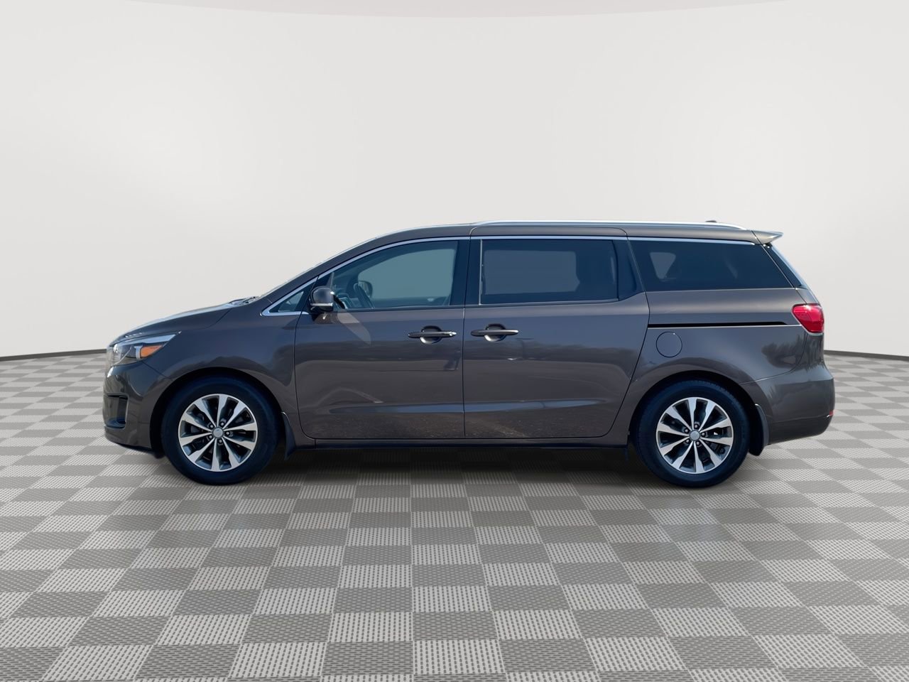 Thumbnail: 2016 Kia Sedona - 5
