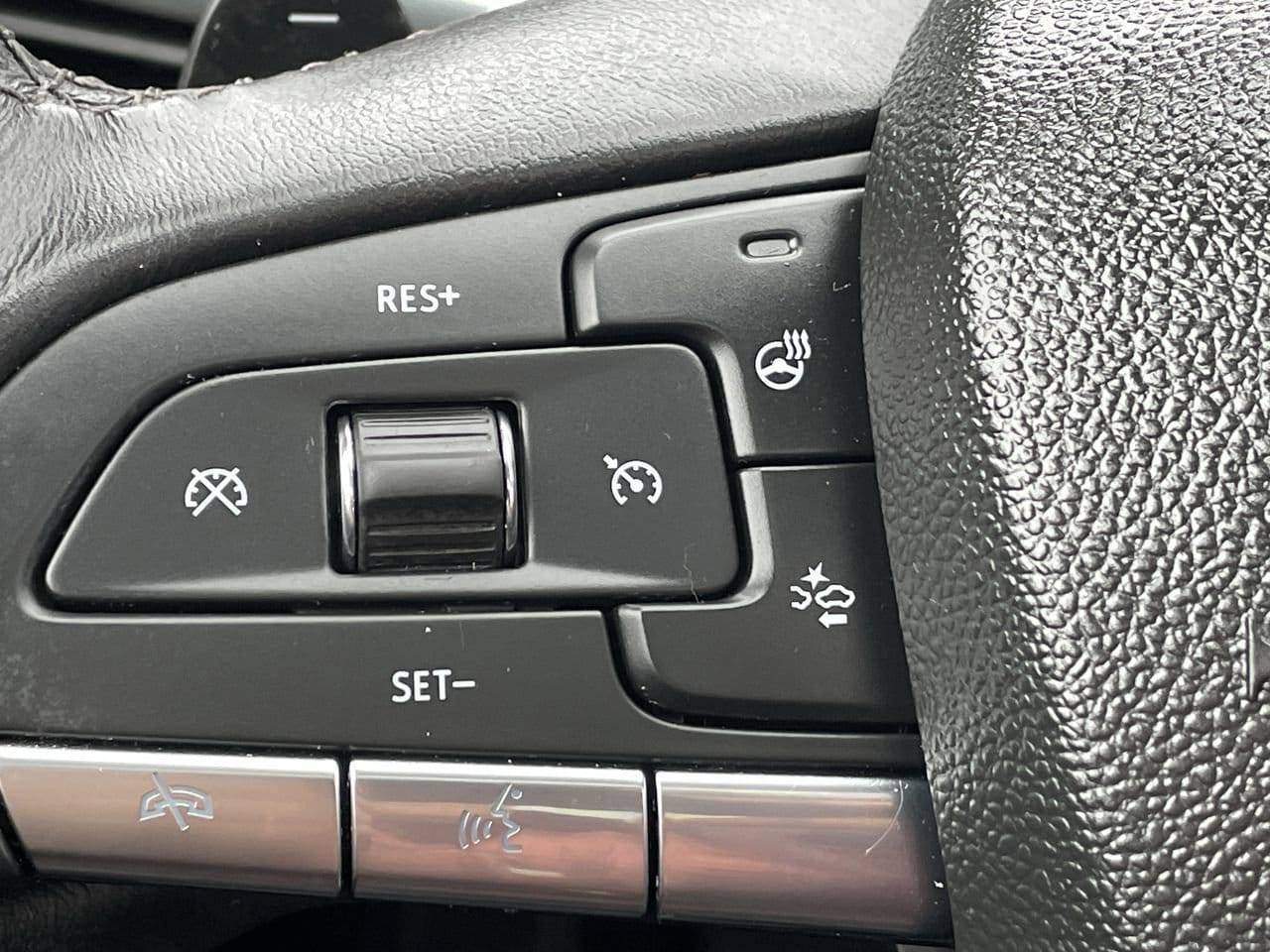 Thumbnail: 2023 Cadillac XT4 - 24