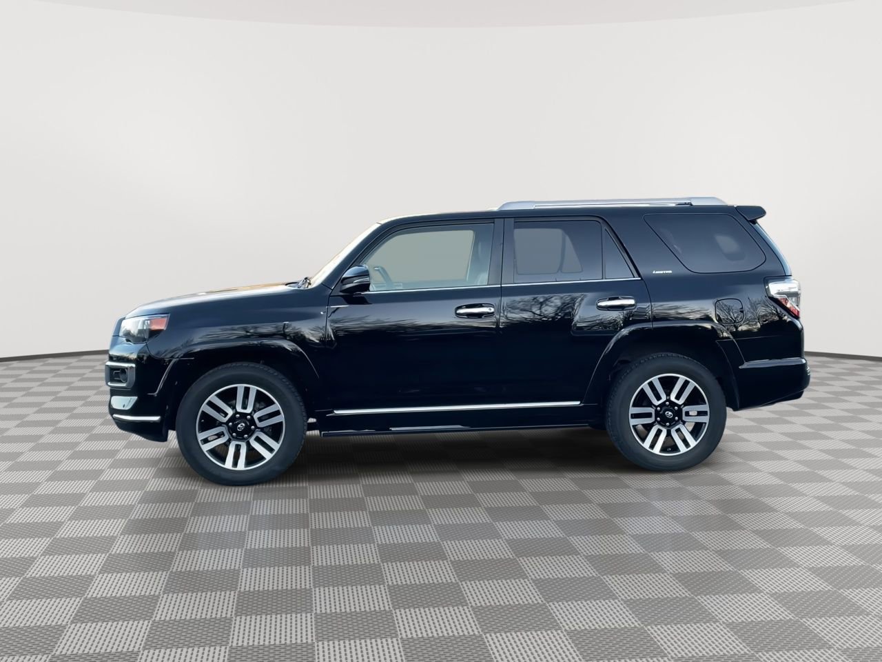 Thumbnail: 2021 Toyota 4Runner - 5