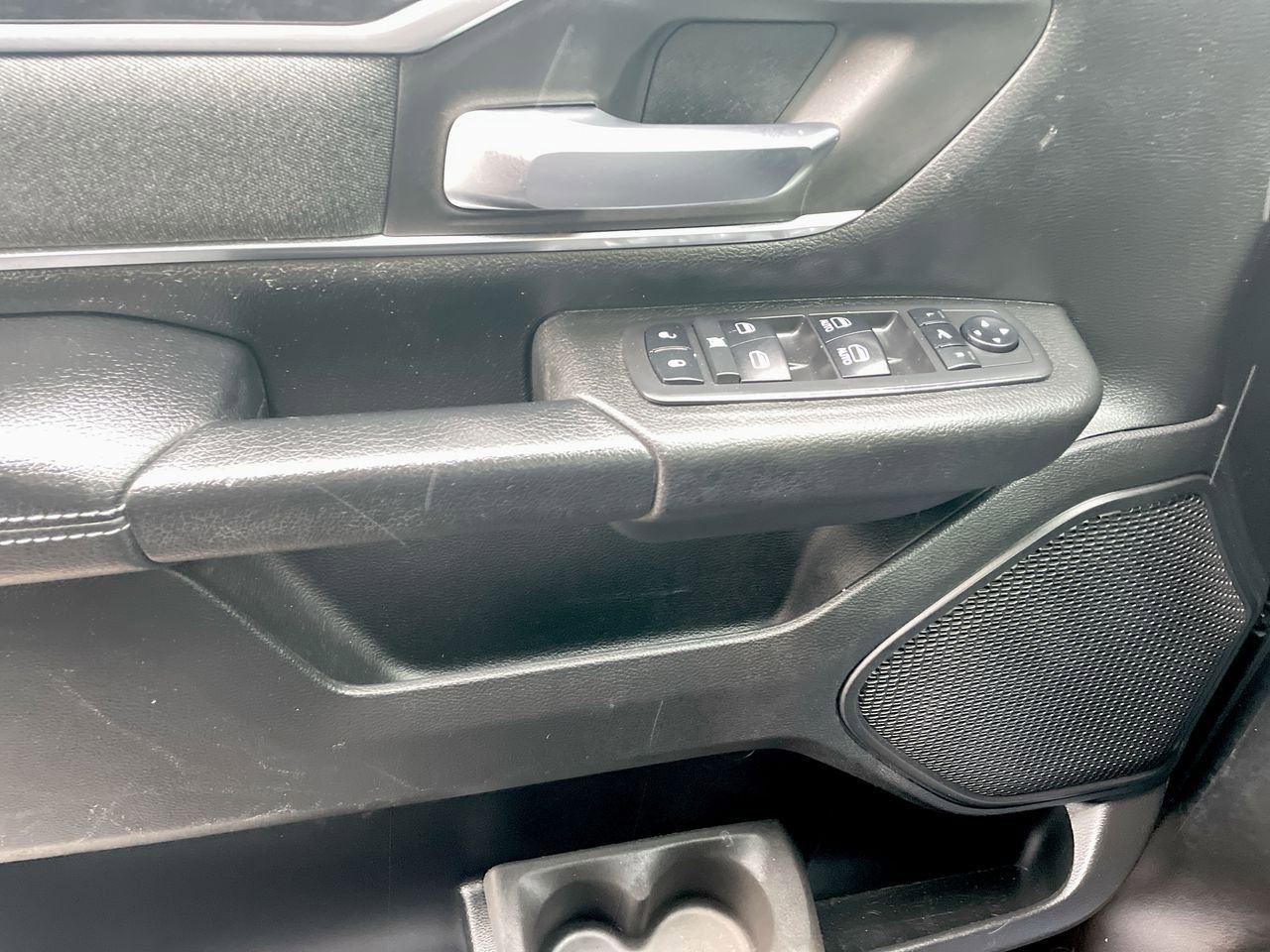 Thumbnail: 2019 RAM 1500 - 32