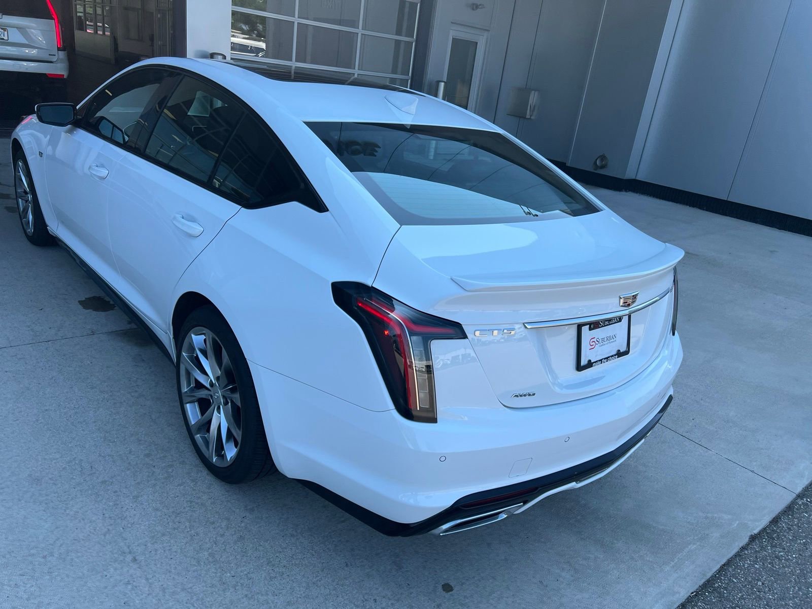 Thumbnail: 2022 Cadillac CT5 - 2
