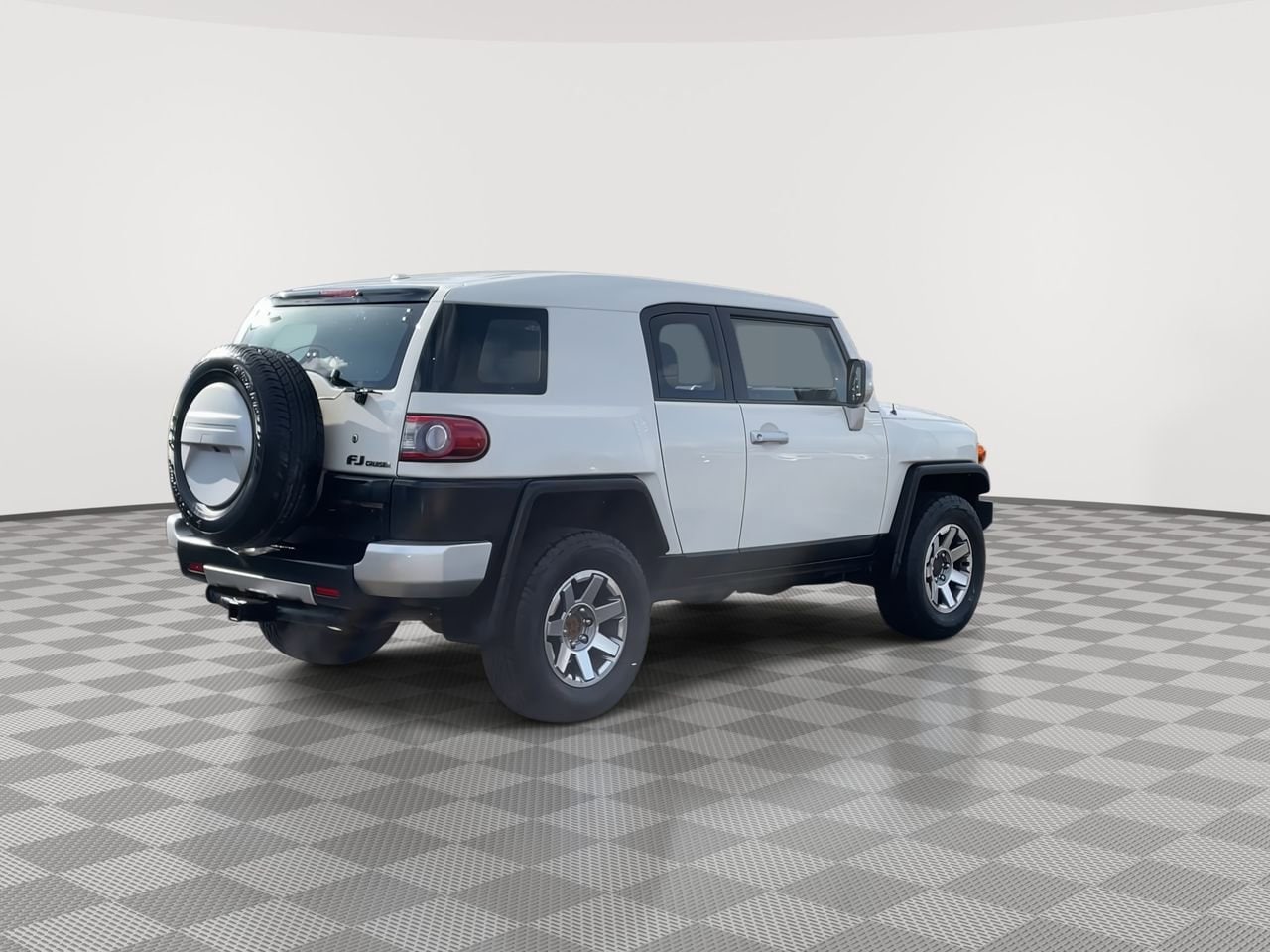 Thumbnail: 2014 Toyota FJ Cruiser - 8
