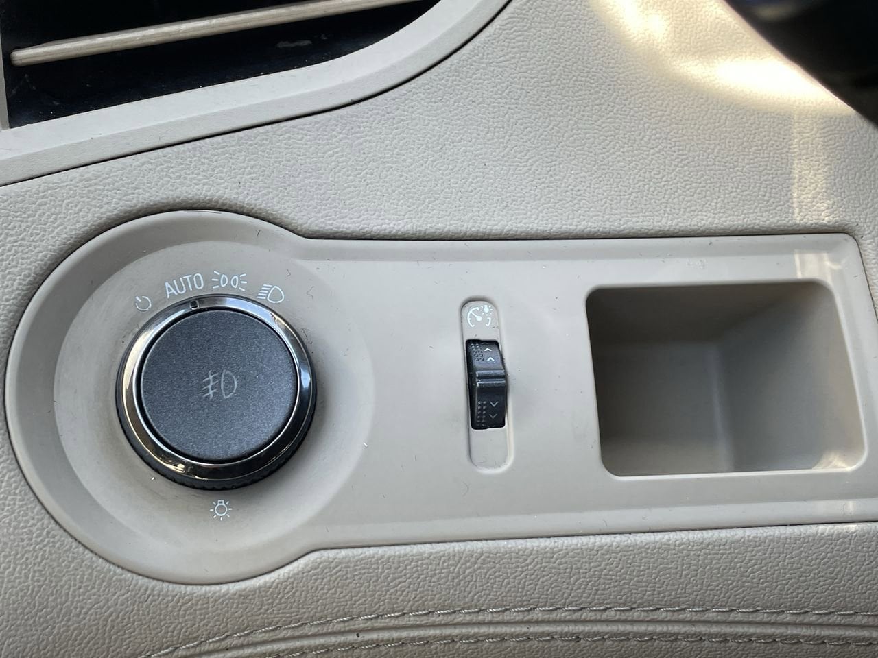 2013 Buick LaCrosse Leather Group 25