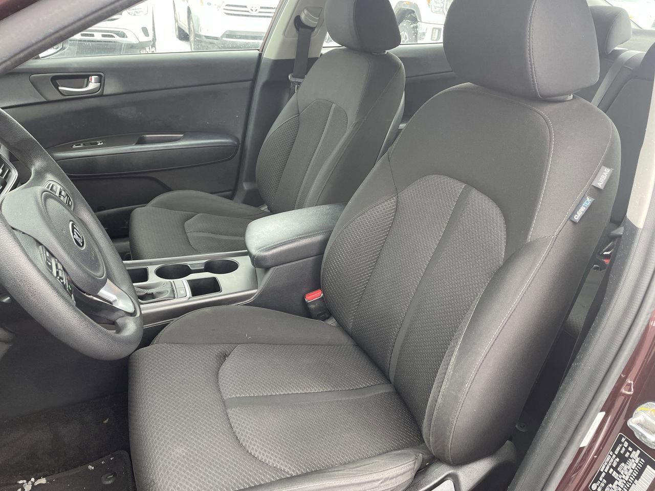 Thumbnail: 2018 Kia Optima - 12