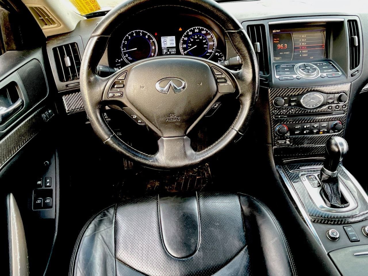 Thumbnail: 2012 INFINITI G37 - 11