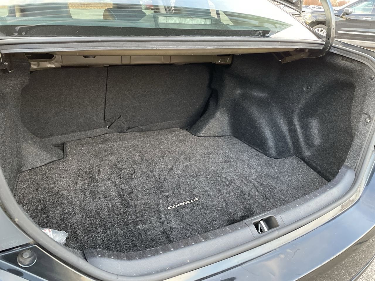 Thumbnail: 2017 Toyota Corolla - 17