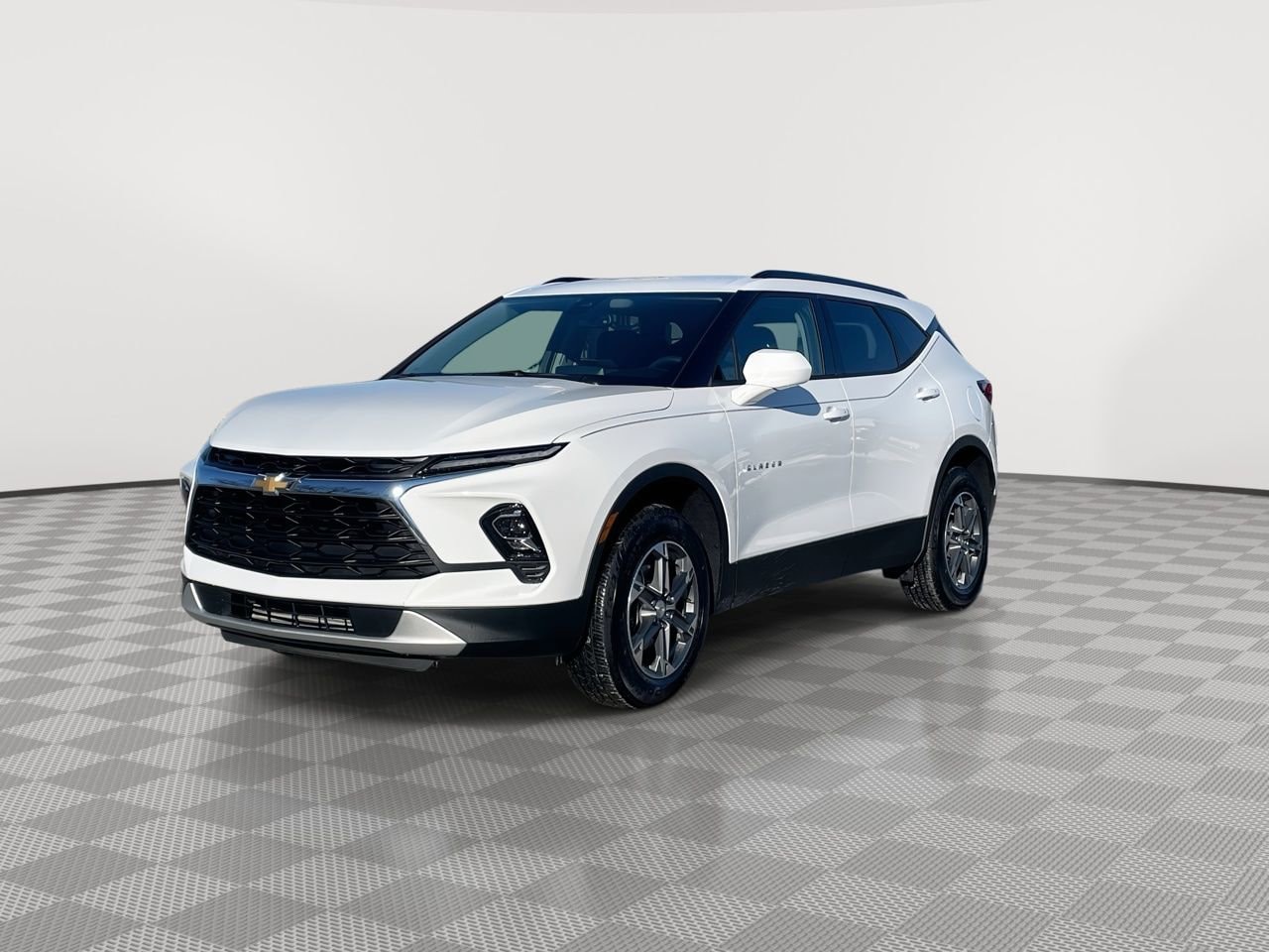 Thumbnail: 2025 Chevrolet Blazer - 4