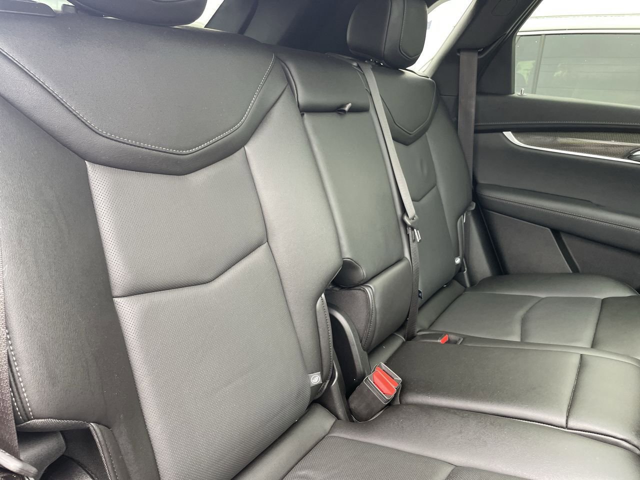 Thumbnail: 2022 Cadillac XT5 - 15
