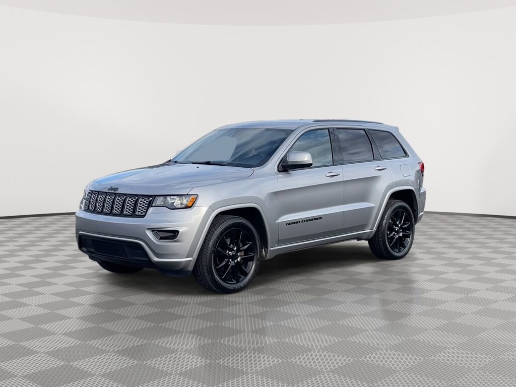 Used 2020 Jeep Grand Cherokee Altitude
