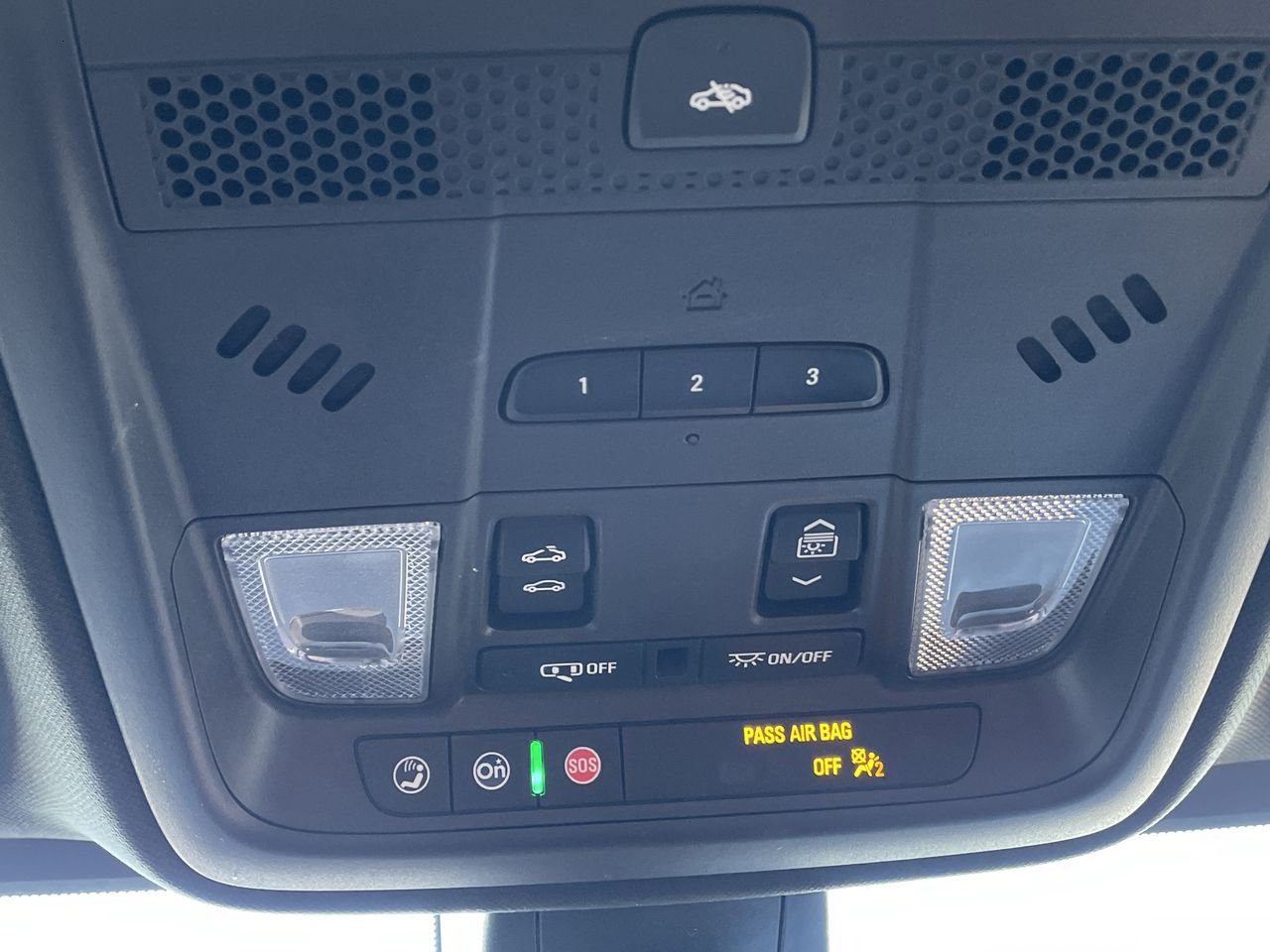 Thumbnail: 2023 Cadillac XT5 - 34