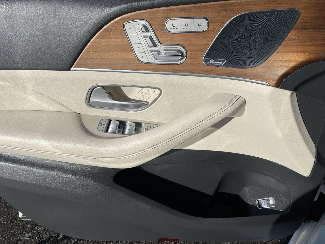 Thumbnail: 2020 Mercedes-Benz GLE - 33