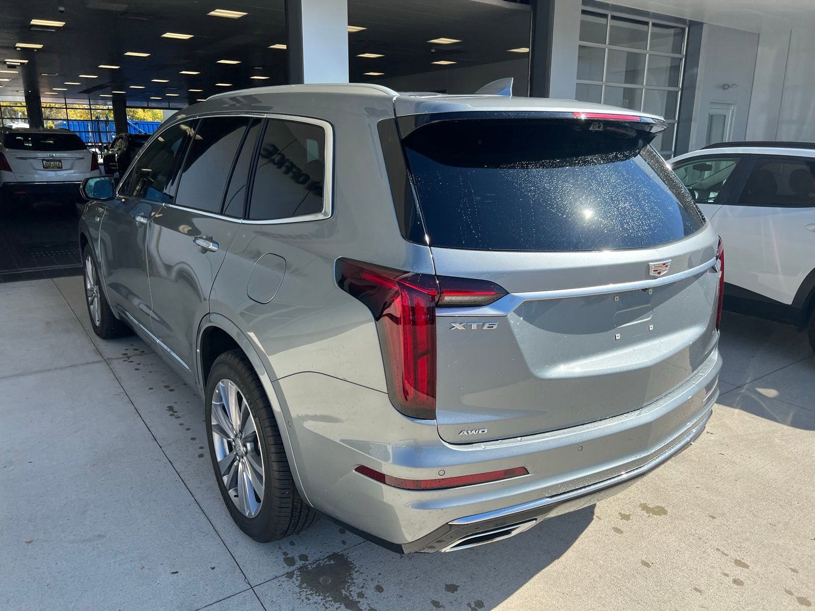 Thumbnail: 2023 Cadillac XT6 - 2