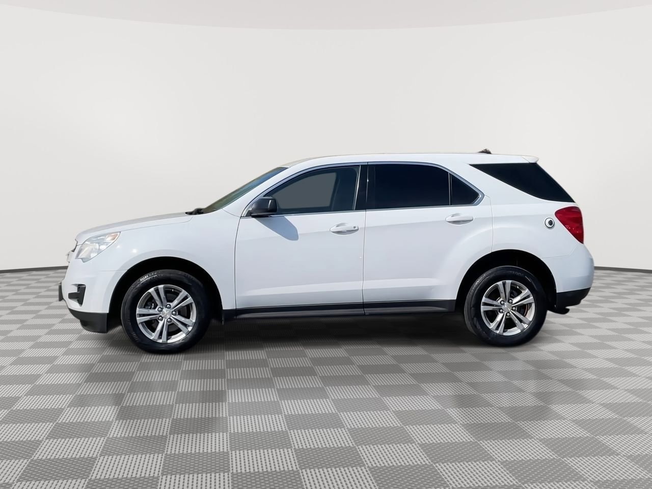 Thumbnail: 2015 Chevrolet Equinox - 5